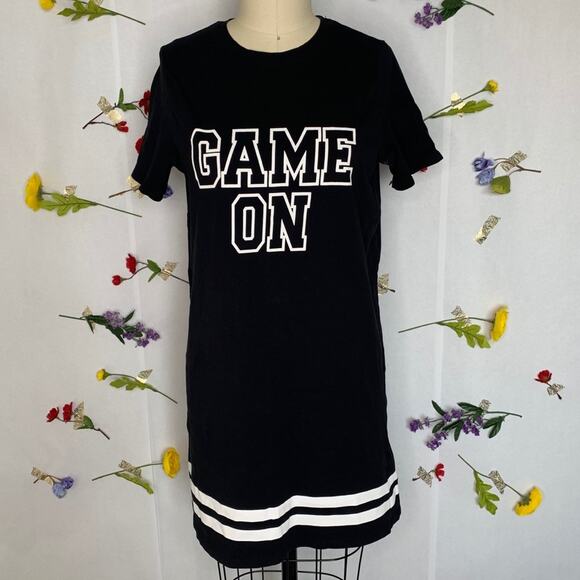H&M Game On Jersey T-shirt Dress - Picture 1 of 4
